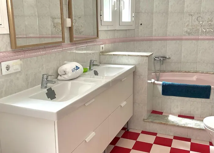 Villa En 8 Personas, Piscina Privada, Wifi, Se Admiten Mascotas - Es-373-19